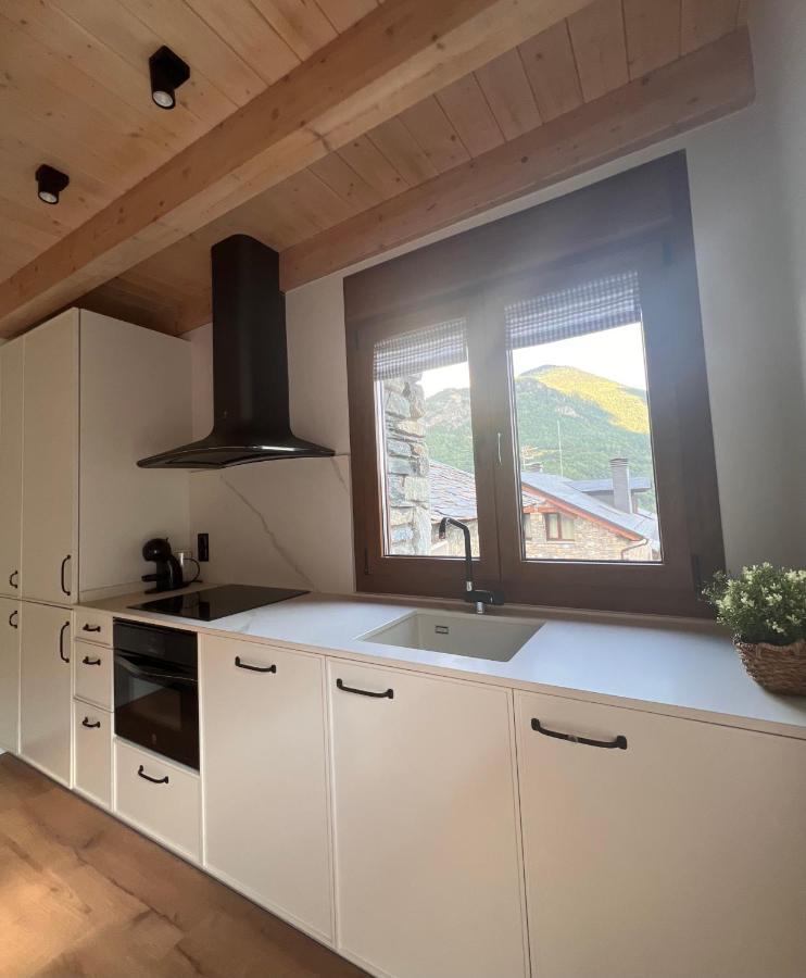 Apartamentos Turisticos: Tu Casa En Sahun Luaran gambar
