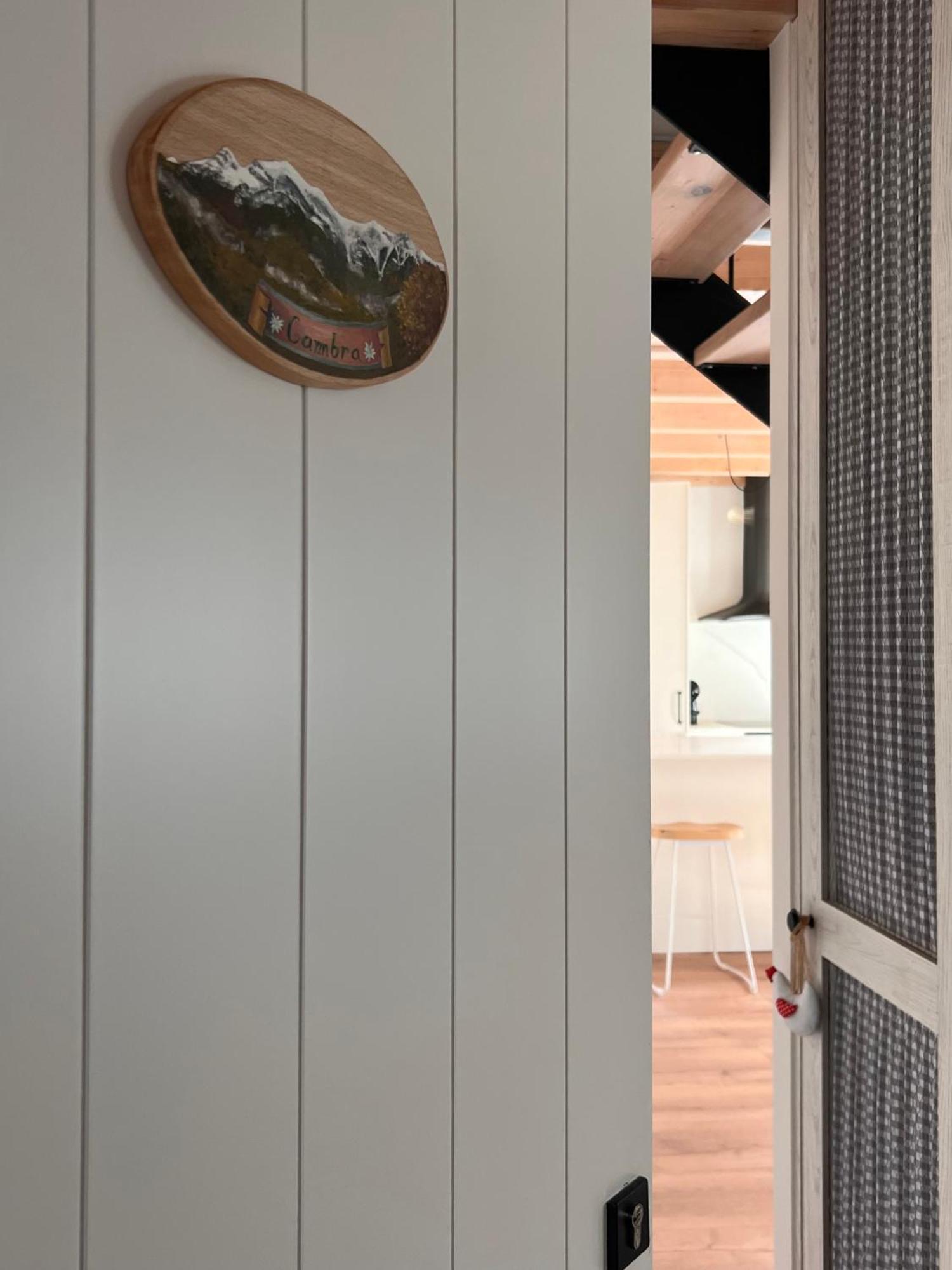 Apartamentos Turisticos: Tu Casa En Sahun Luaran gambar